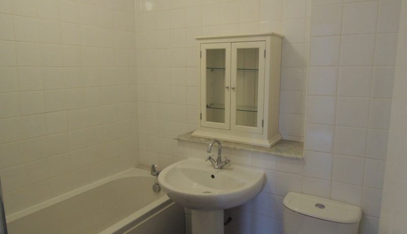 3-wordsworth-bathroom