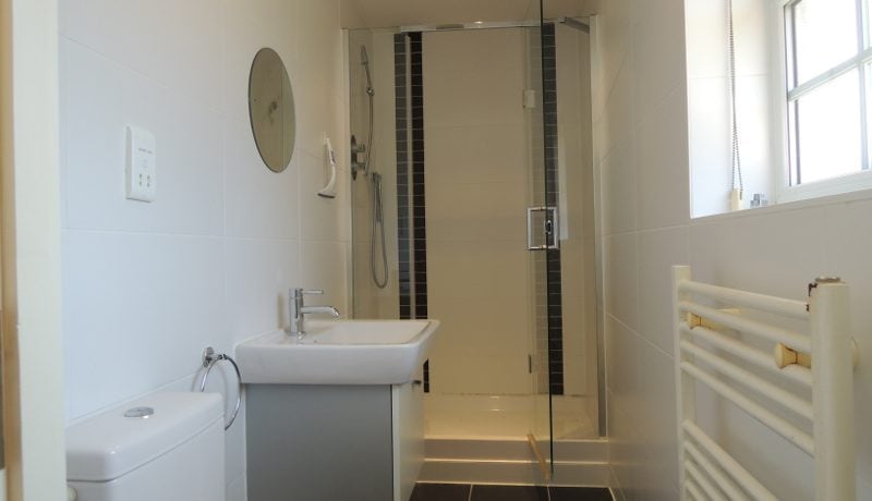 12 The Briers ensuite